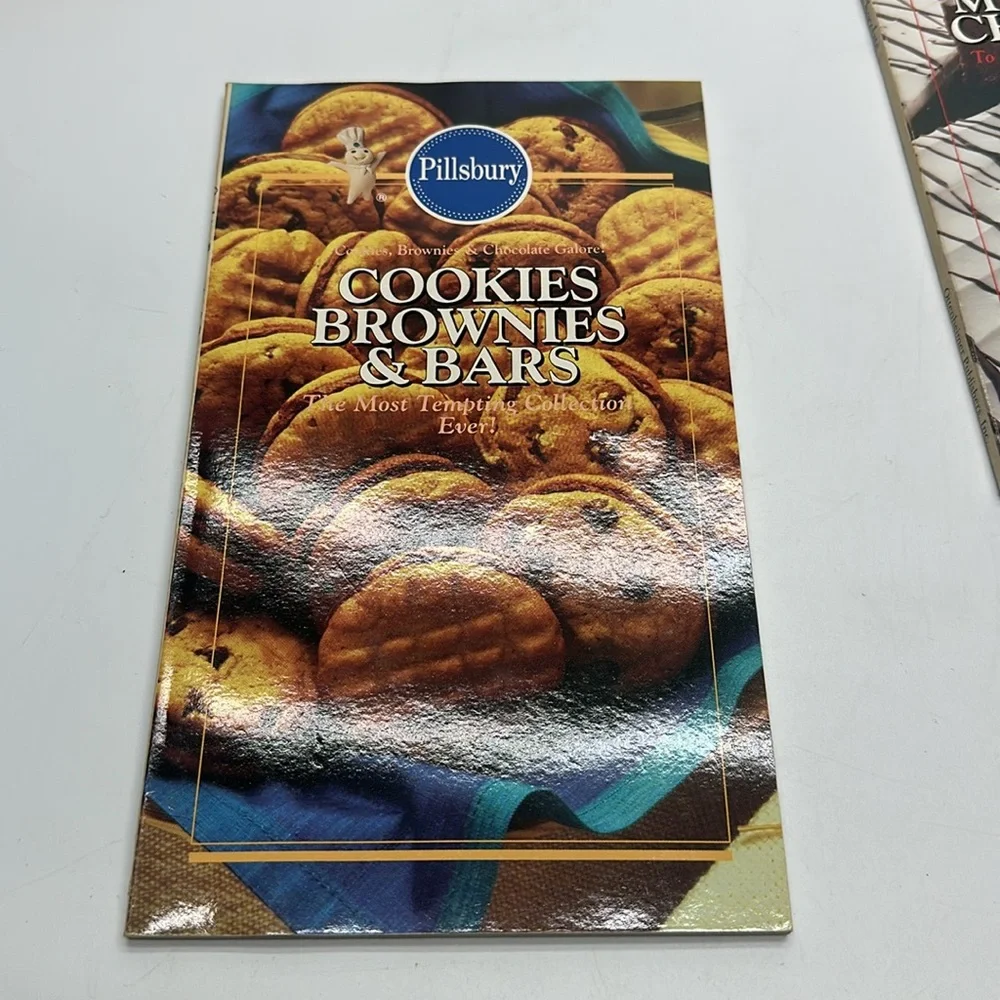 Cook books - Pillsbury‎ Cookies Brownies & Chocolate Galore Book 5 mini books